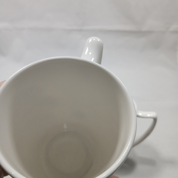 LENOX Elegant White Spyro Set Of Two (2)  Mugs - Picture 3 of 5